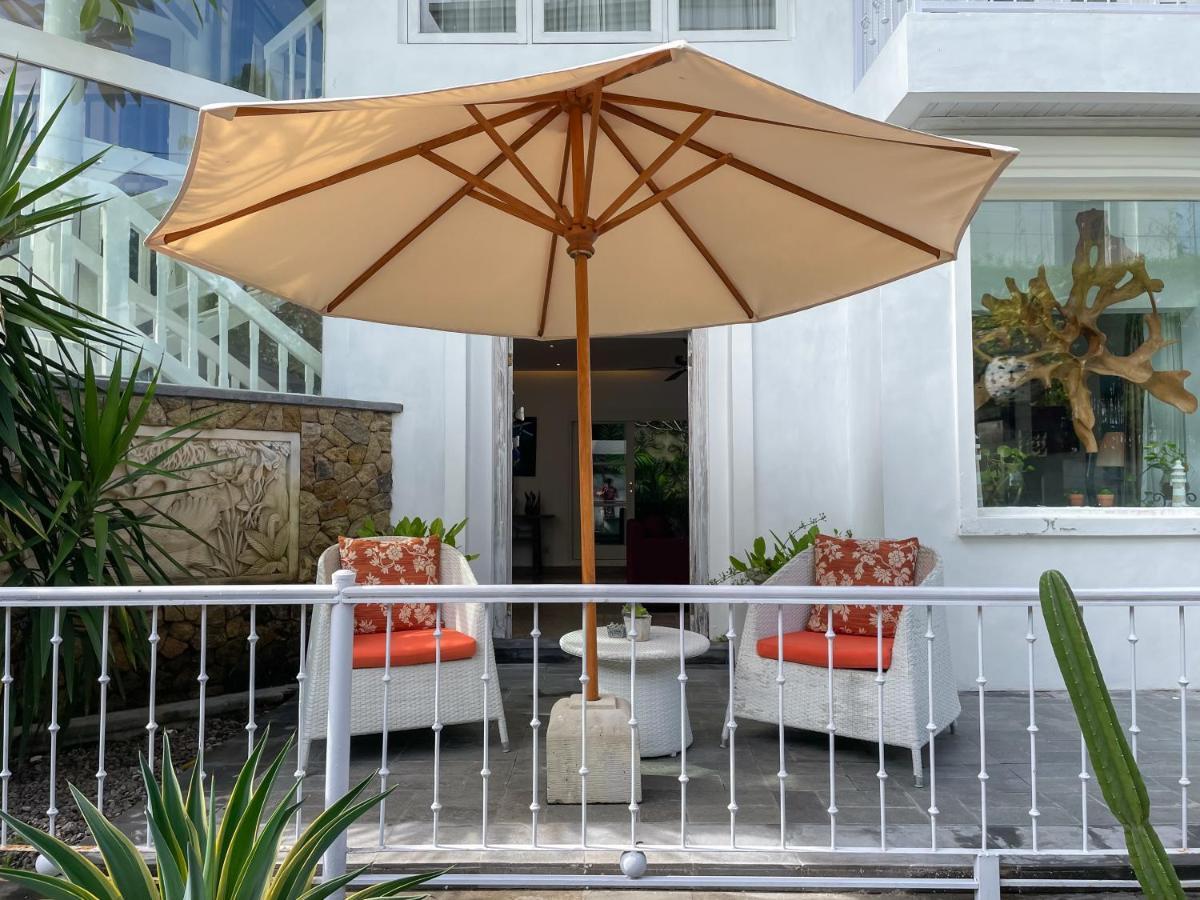 Beach House Canggu - 150M Berawa Beach 外观 照片