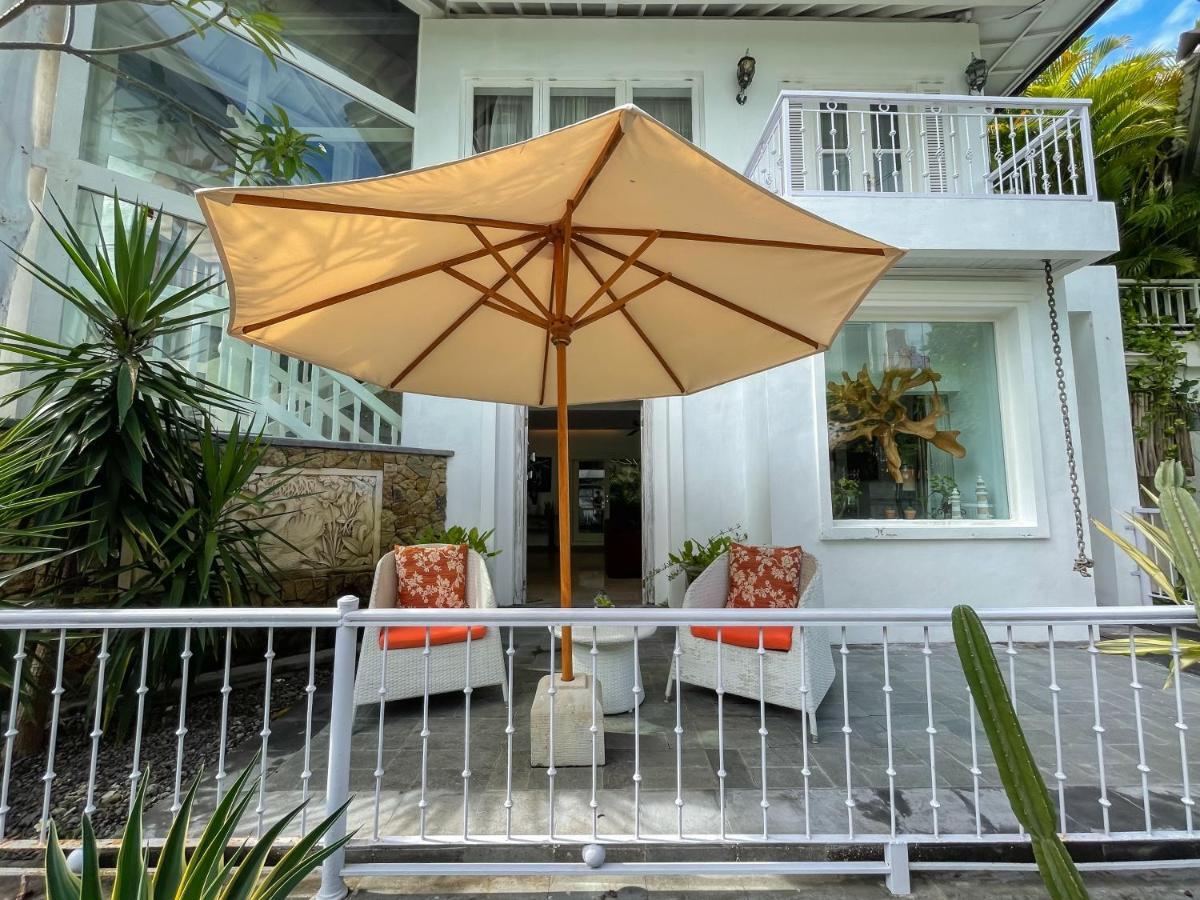 Beach House Canggu - 150M Berawa Beach 外观 照片