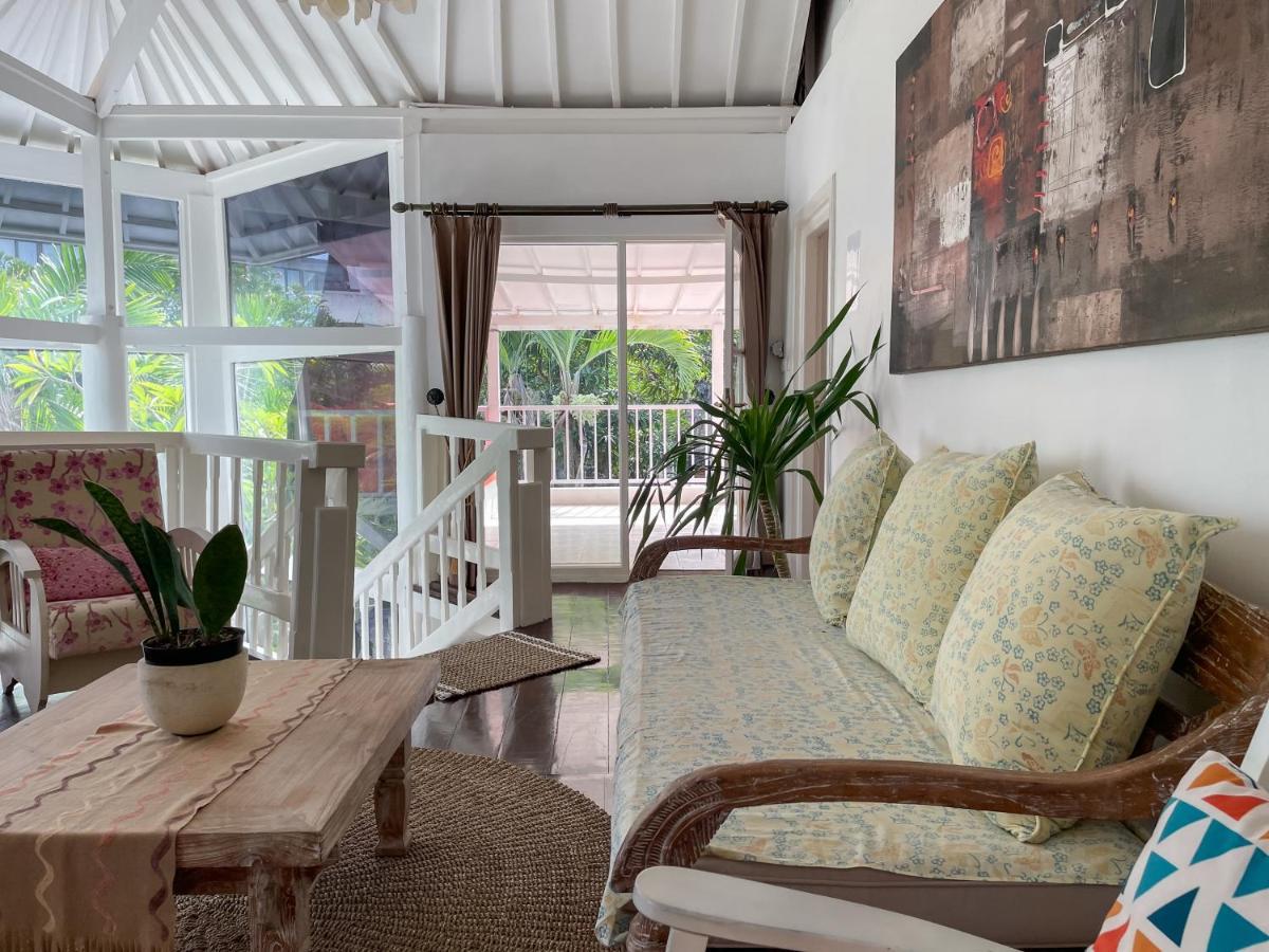 Beach House Canggu - 150M Berawa Beach 外观 照片