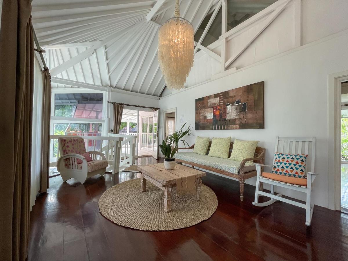 Beach House Canggu - 150M Berawa Beach 外观 照片